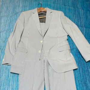 Brooks Brothers Blue and White Classic Seersucker Suit, 42L, 36W